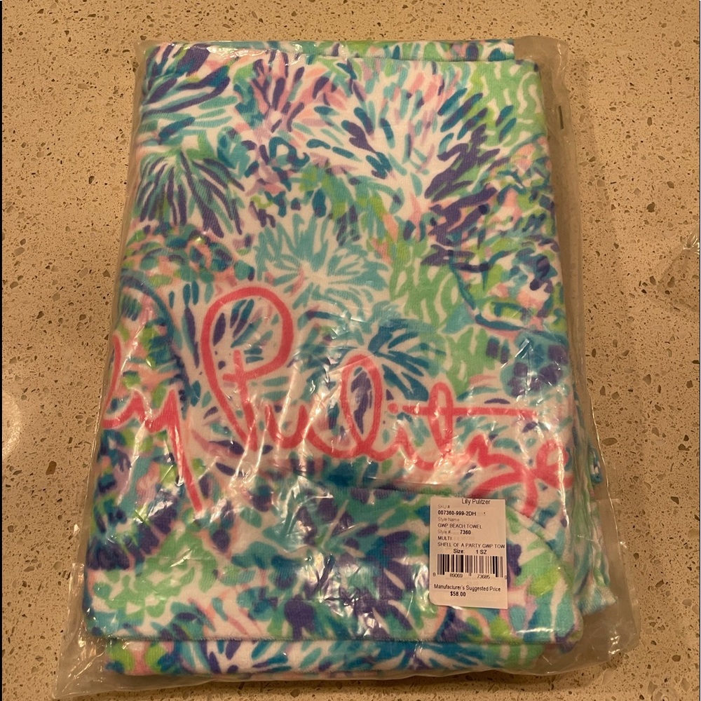 Lilly Pulitzer towel
